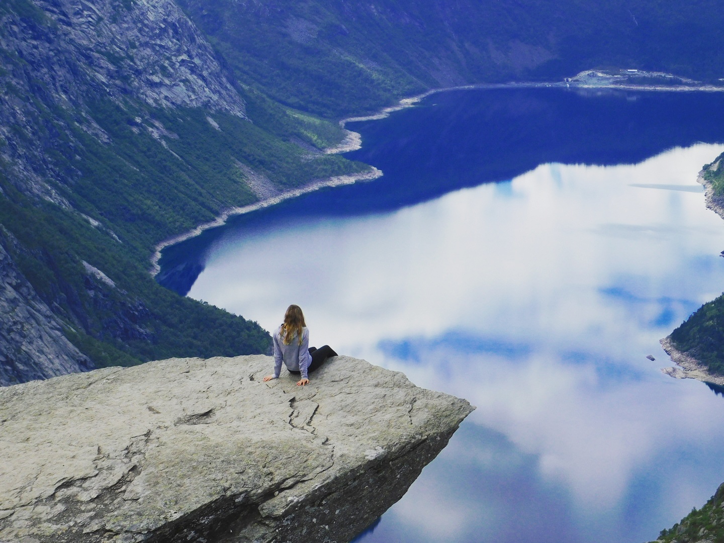 On the Edge - Kate Warner